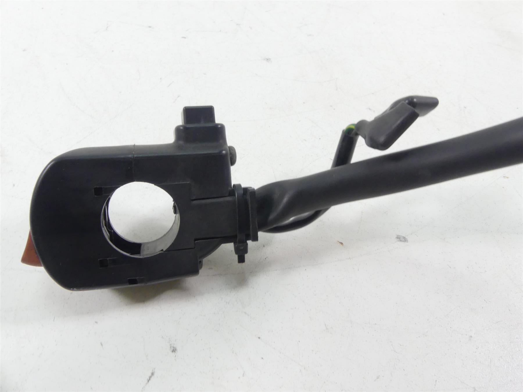2004 Honda CBR1000RR SC57 Right Hand Start Kill Control Switch 35130-MEL-J00 {{ shop.shopifyCountryName }} - Mototech271