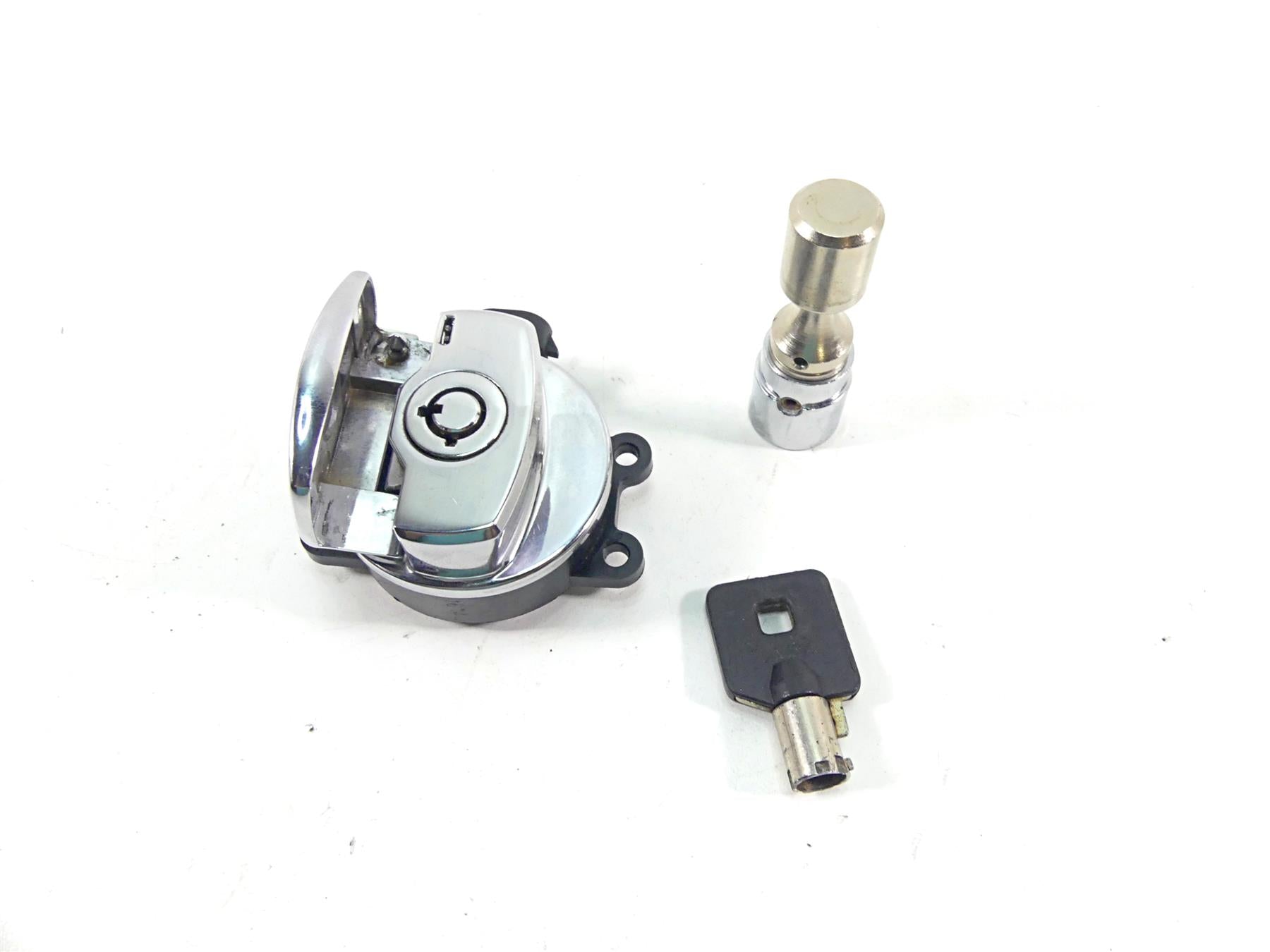 2016 Harley Softail FLS Slim Ignition Switch Key Lock Set 71400076