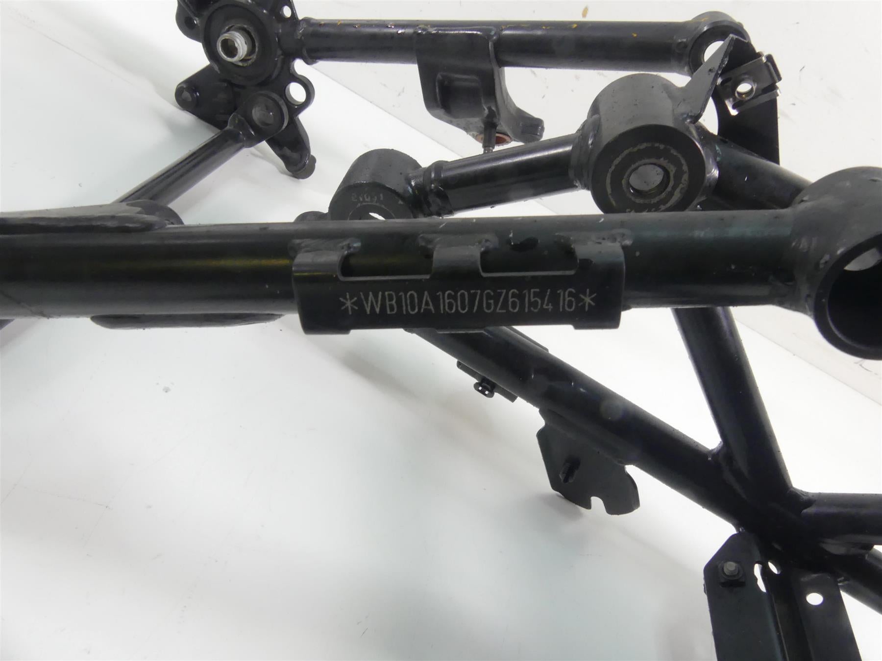 2016 BMW R nineT R9T K21 Straight Front Rear Chassis Frame With Texas Salvage Title Set 46518536133 {{ shop.shopifyCountryName }} - Mototech271