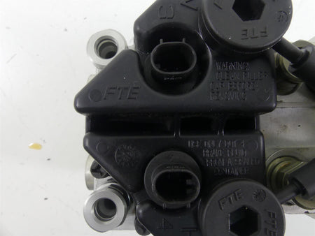 2003 BMW R1150 GS R21 Abs Brake Pump Block Module Integral 34517660909 {{ shop.shopifyCountryName }} - Mototech271