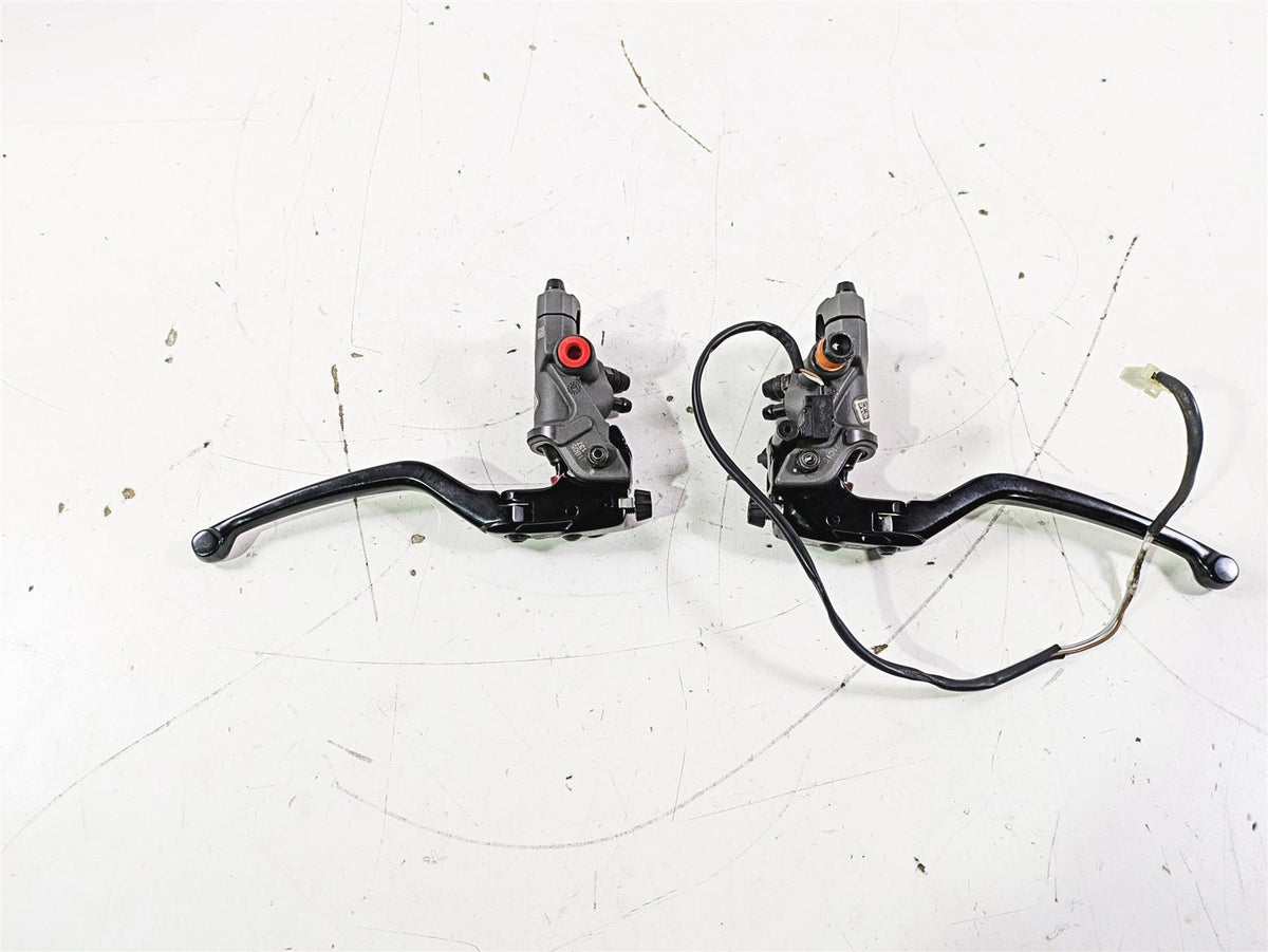 2017 Ducati Monster 1200 S Brembo Radial Clutch & Brake Master Cylinder RCS15 RCS17 Corsa Corta 110A26340 {{ shop.shopifyCountryName }} - Mototech271