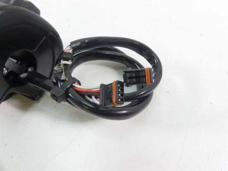 2018 Harley Softail FXFB Fat Bob Right Hand Start Stop Control Switch 71500462 {{ shop.shopifyCountryName }} - Mototech271