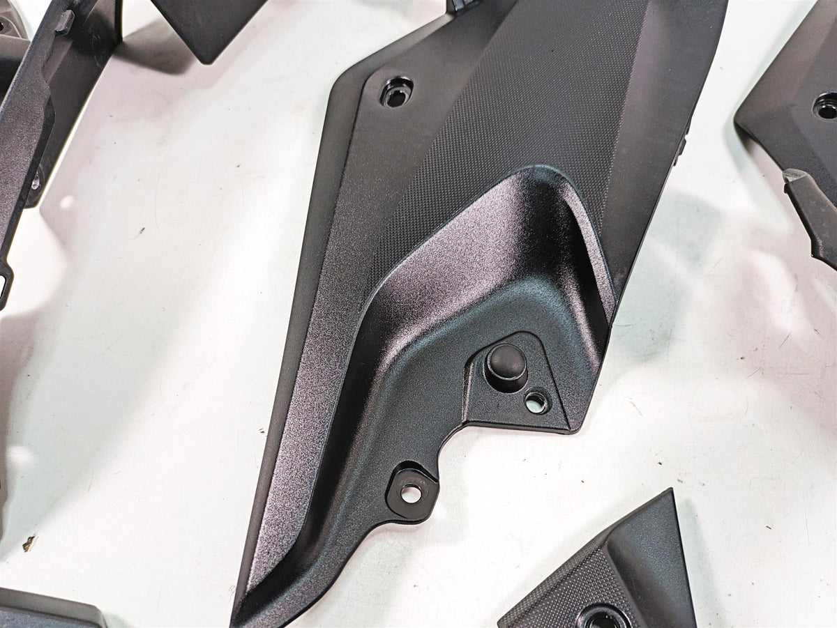 2016 BMW R1200R K53 Body Plastic Fairing Cover Cowl Set 46638534273 46638534274 {{ shop.shopifyCountryName }} - Mototech271