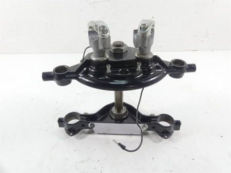 2005 Harley Touring CVO FLHTCSE Electra Glide Upper Lower Triple Tree 45446-87A {{ shop.shopifyCountryName }} - Mototech271