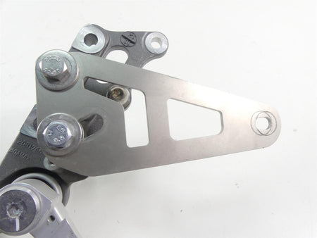 2020 Triumph Speed Triple RS 1050 Front Right Footpeg & Brake Pedal T2081766 {{ shop.shopifyCountryName }} - Mototech271