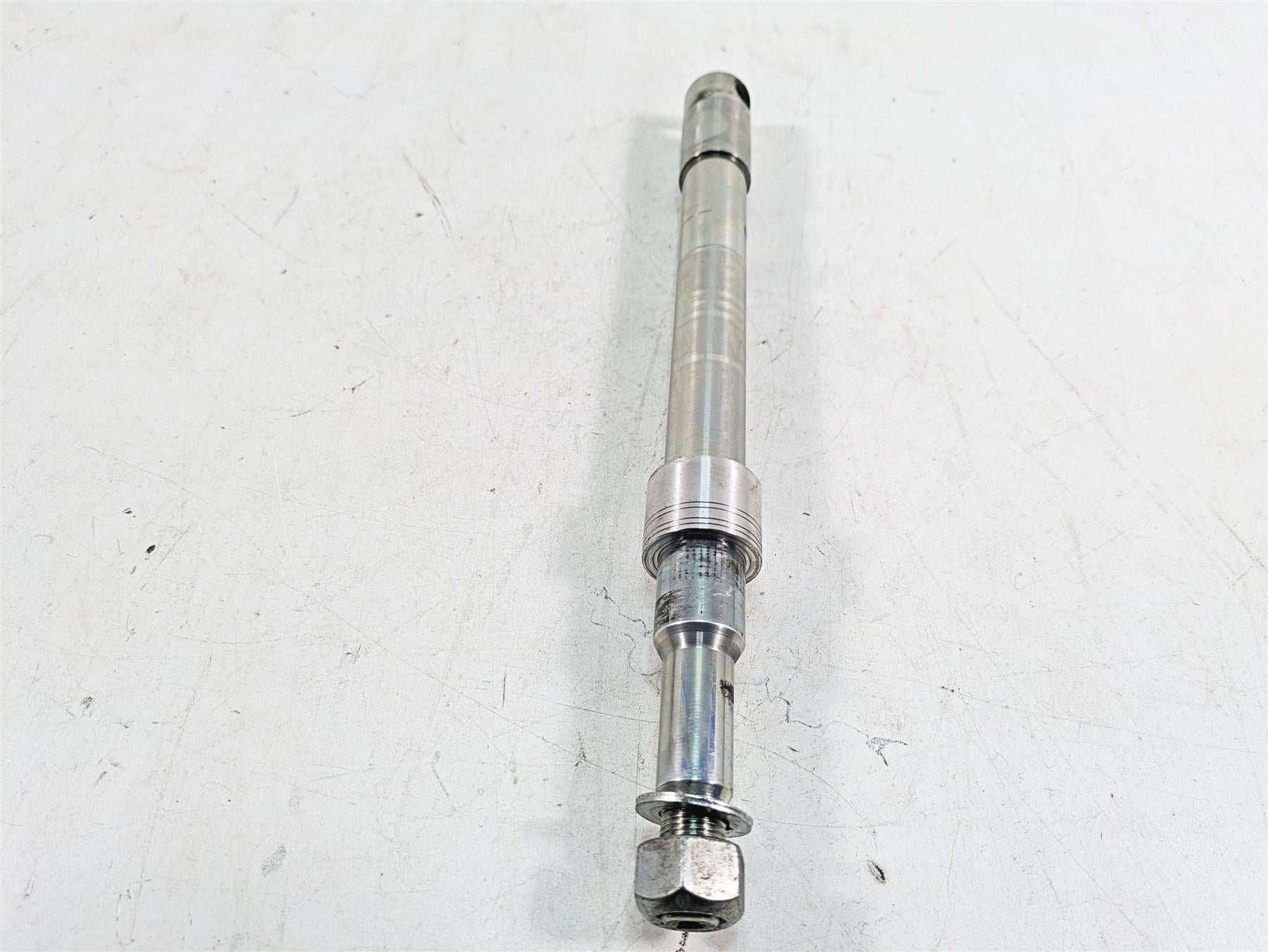 2020 Harley Touring FLHX Street Glide Front Axle Wheel Spindle 25mm 41547-07A {{ shop.shopifyCountryName }} - Mototech271
