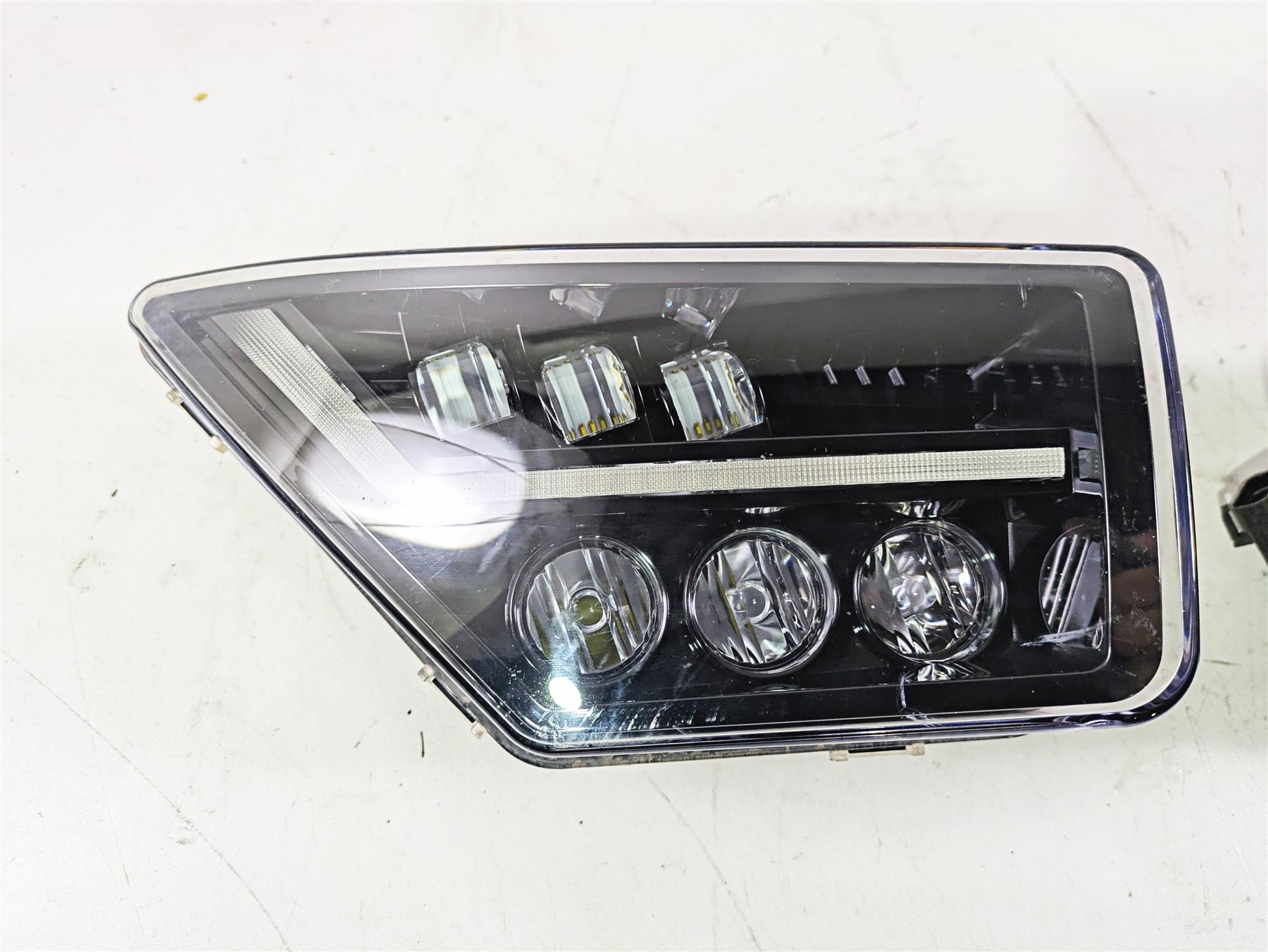 2021 Kawasaki Teryx KRX KRF 1000 Headlight Head Light Lamp 23004-0392 23004-0393 {{ shop.shopifyCountryName }} - Mototech271