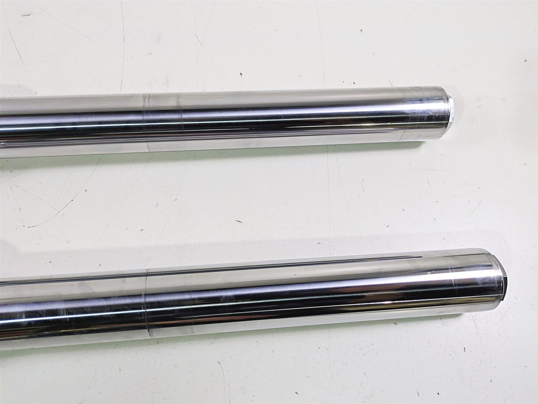 2011 Harley FXDC Dyna Super Glide Front Forks 49mm Straight 45947-06 45948-06 {{ shop.shopifyCountryName }} - Mototech271
