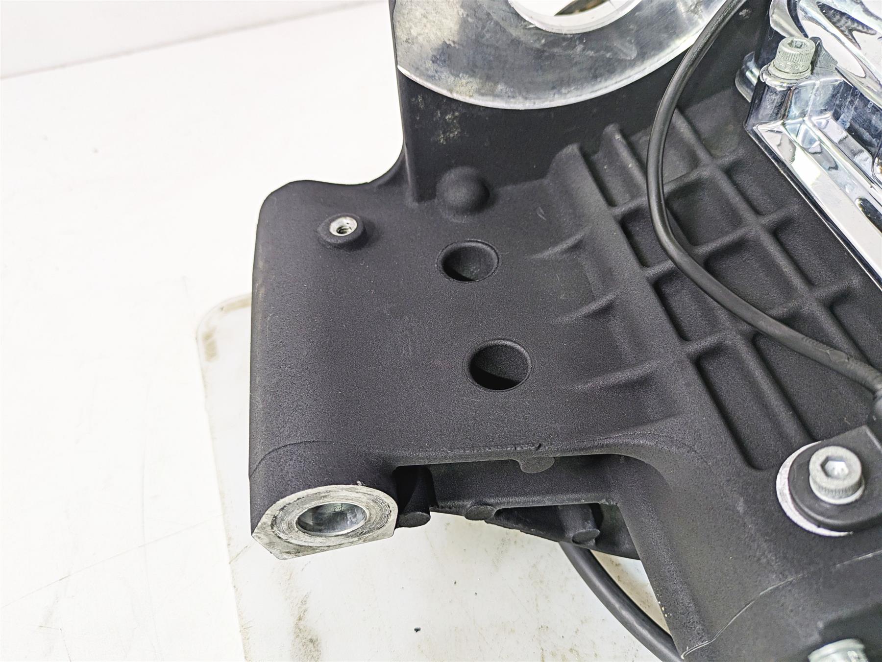 2004 Harley Softail FLSTF Fat Boy 5-Speed Transmission Gear Box 33007-04 {{ shop.shopifyCountryName }} - Mototech271