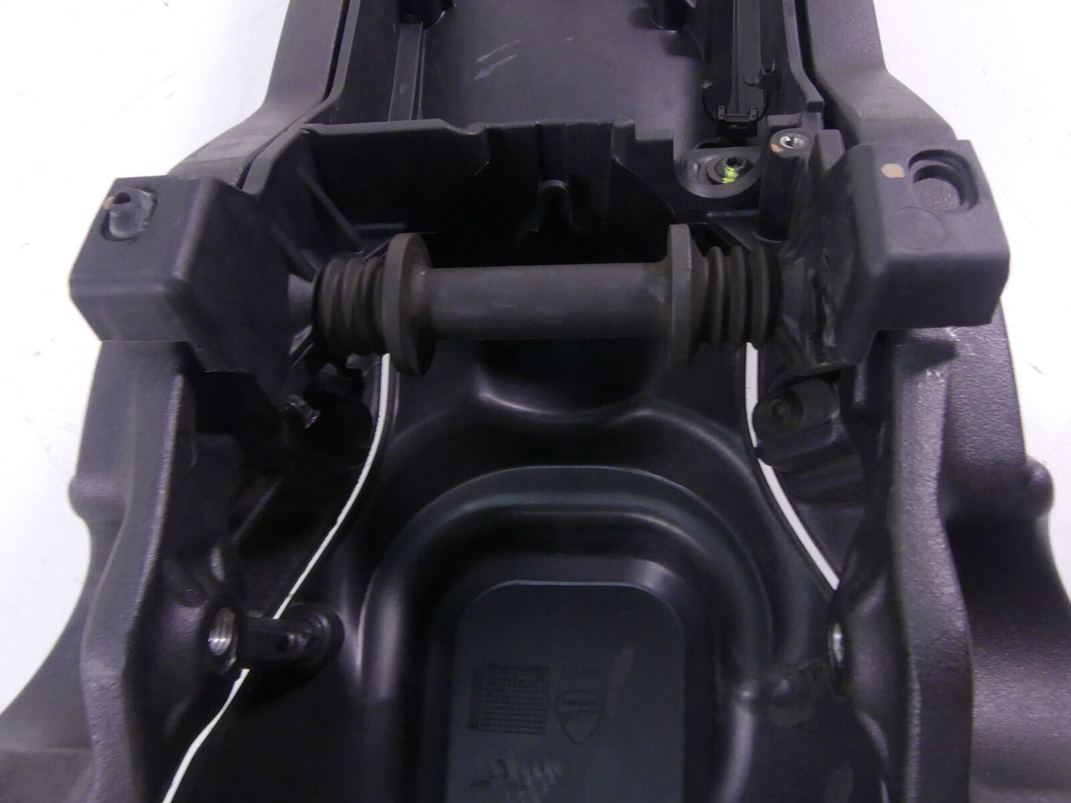 2015 Ducati Diavel Dark Rear Straight Sub Frame Subframe Assembly 47110224CB {{ shop.shopifyCountryName }} - Mototech271