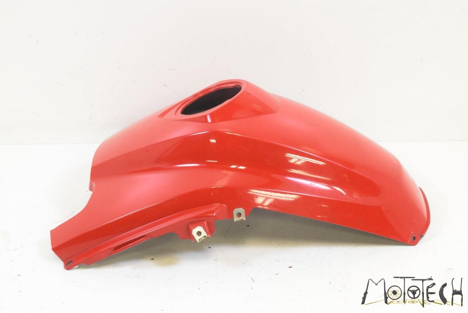2010 BMW R1200 GS R1200GS K25 Tank Center Cover Fairing Cowl 46637727844 | Mototech271