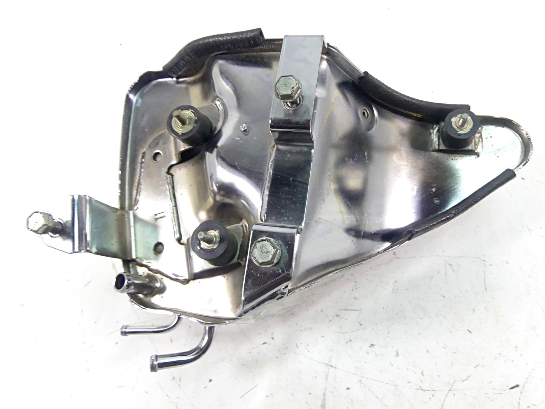 1997 Harley Sportster XL1200 C Chrome Oil Tank & Dipstick Set 62475-97A {{ shop.shopifyCountryName }} - Mototech271