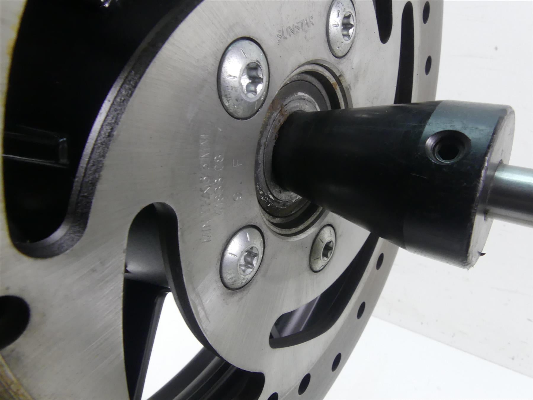 2020 Harley Sportster XL1200 NS Iron 16x3 Rear Wheel Rim 9 Spoke 40900644 {{ shop.shopifyCountryName }} - Mototech271