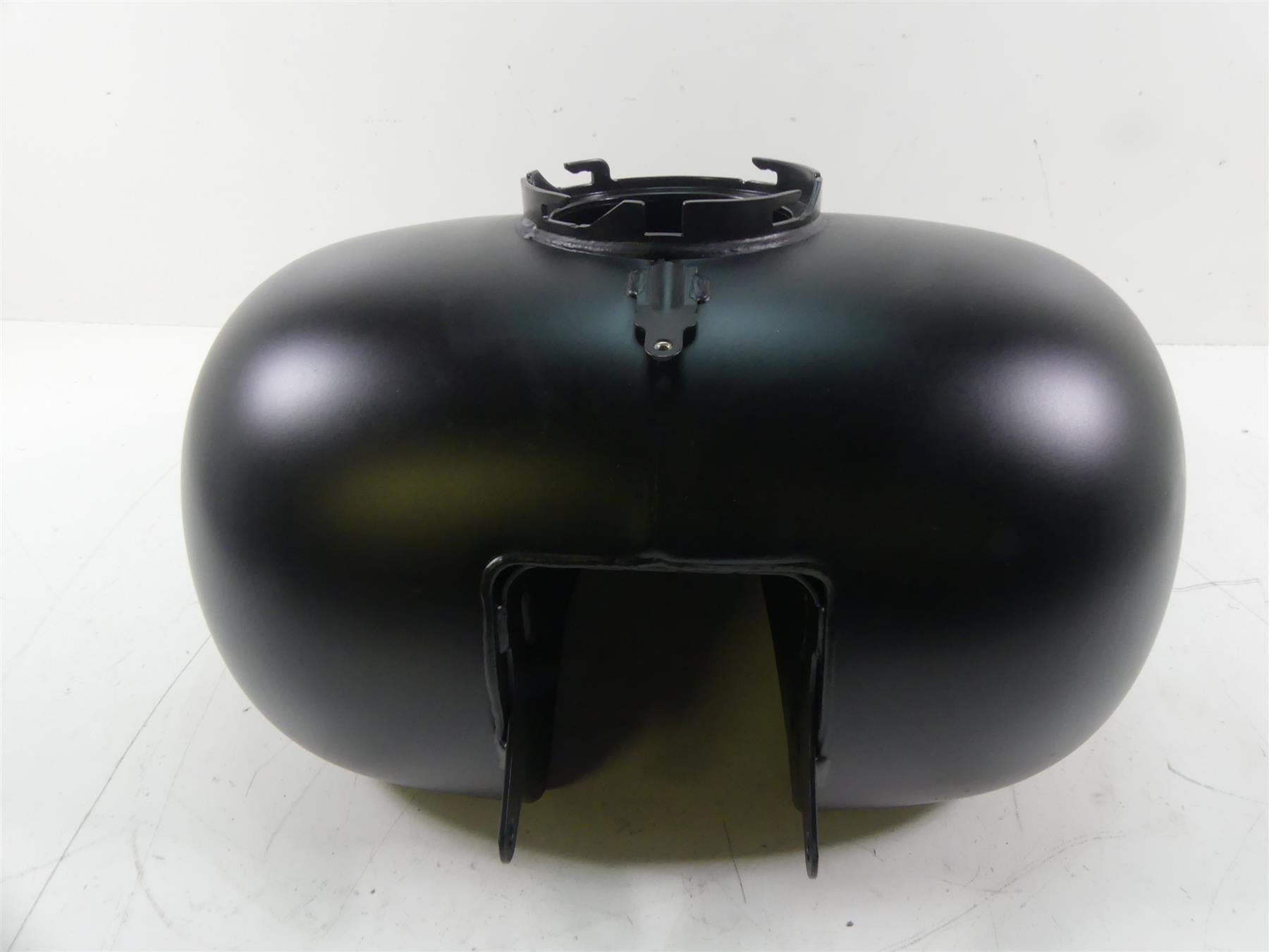 2016 Harley Touring FLTRX Road Glide Fuel Gas Petrol Tank Reservoir 61356-08 {{ shop.shopifyCountryName }} - Mototech271