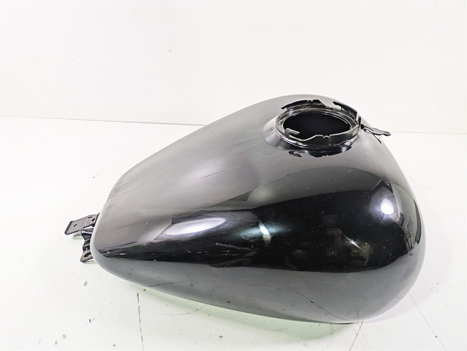 2008 Harley Touring FLHTP Electra Glide Fuel Gas Petrol Tank - No Dent 61356-08 {{ shop.shopifyCountryName }} - Mototech271