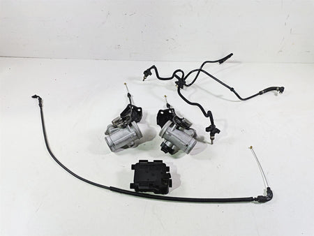 2009 BMW R1200GS K255 Adv Throttle Body Set & Cables - Read 13547705239 {{ shop.shopifyCountryName }} - Mototech271