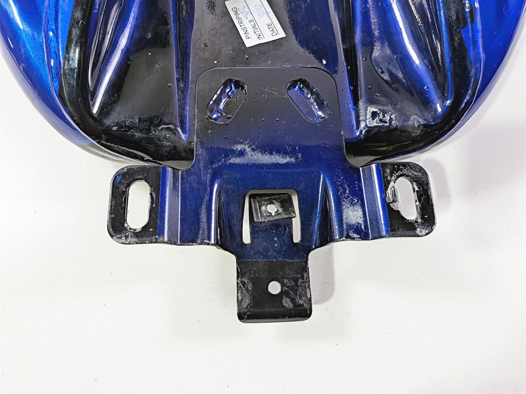 2011 Harley Touring FLHTCU CVO Electra Glide Fuel Petrol Gas Tank 61000006-Mototech271