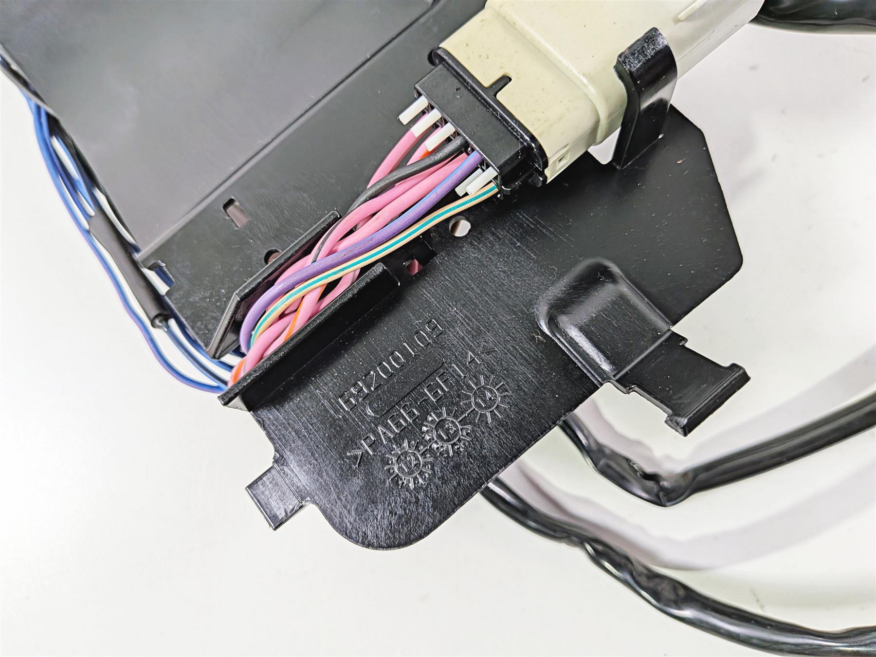 2014 Harley Touring FLHTK Electra Glide Front Gauges Wiring Harness 69200121A-Mototech271