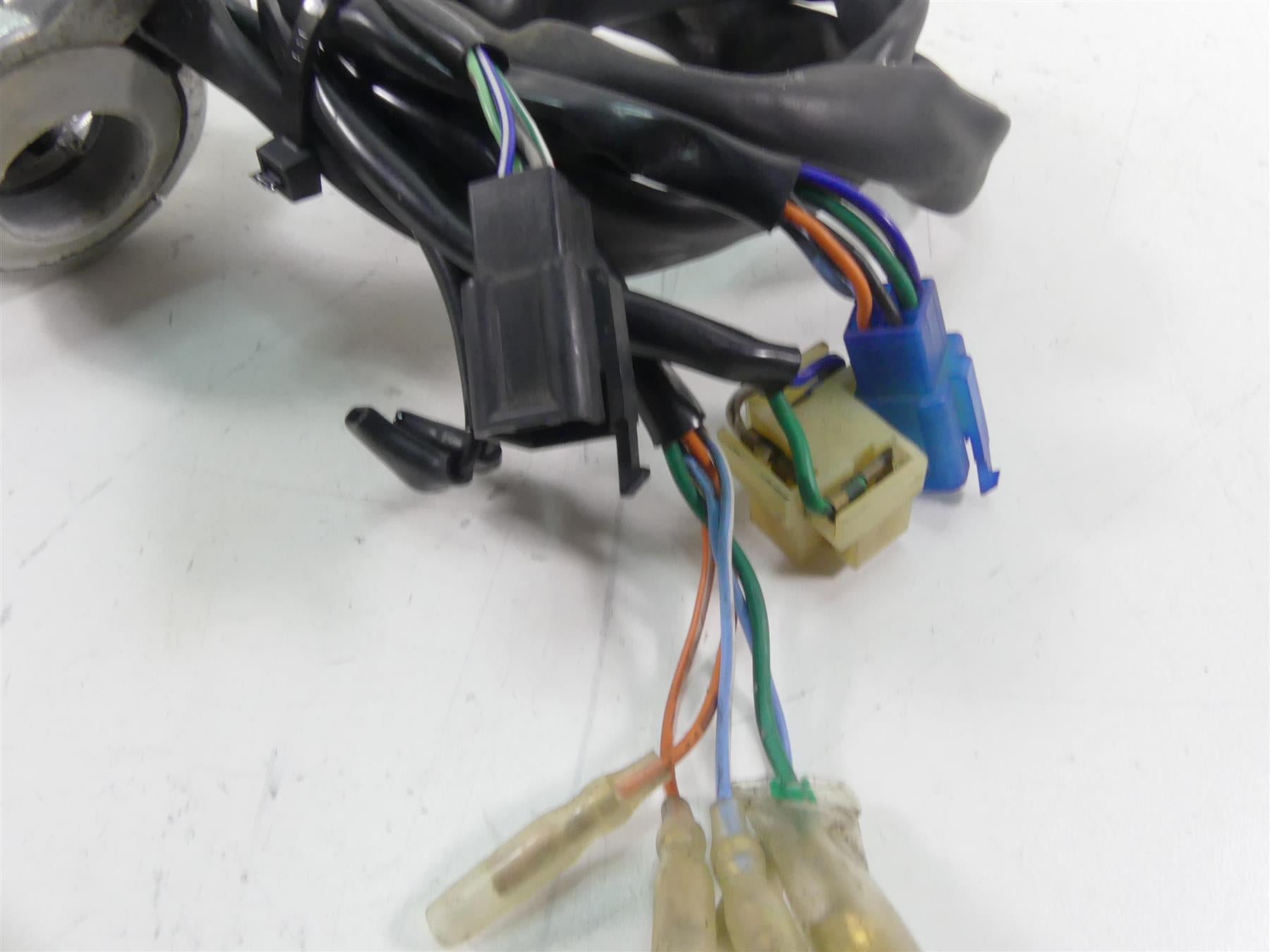 2003 Honda VTX1800 C Left Hand Turn Signal Control Switch 35020-MCH-000 {{ shop.shopifyCountryName }} - Mototech271