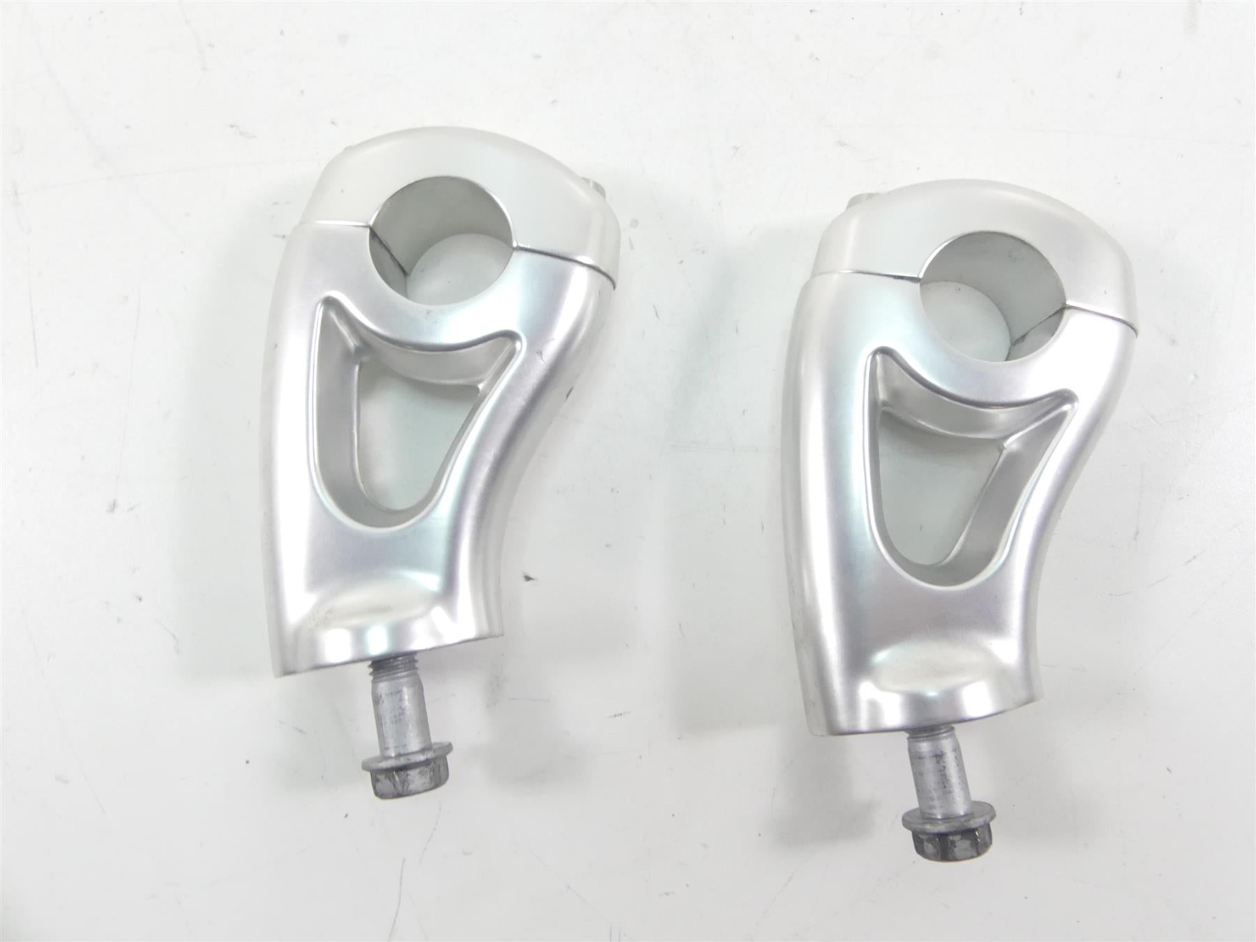 2014 Moto Guzzi Griso 1200 SE 8V Handlebar Riser Holder Mount Set GU06500200 {{ shop.shopifyCountryName }} - Mototech271