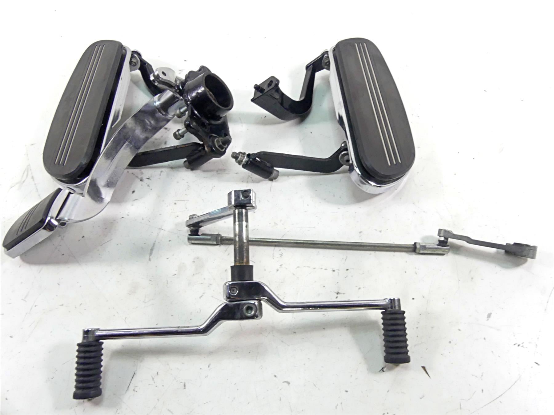 2015 Harley Touring FLHXS Street Glide Front Left Right Floor Board Set 50688-04