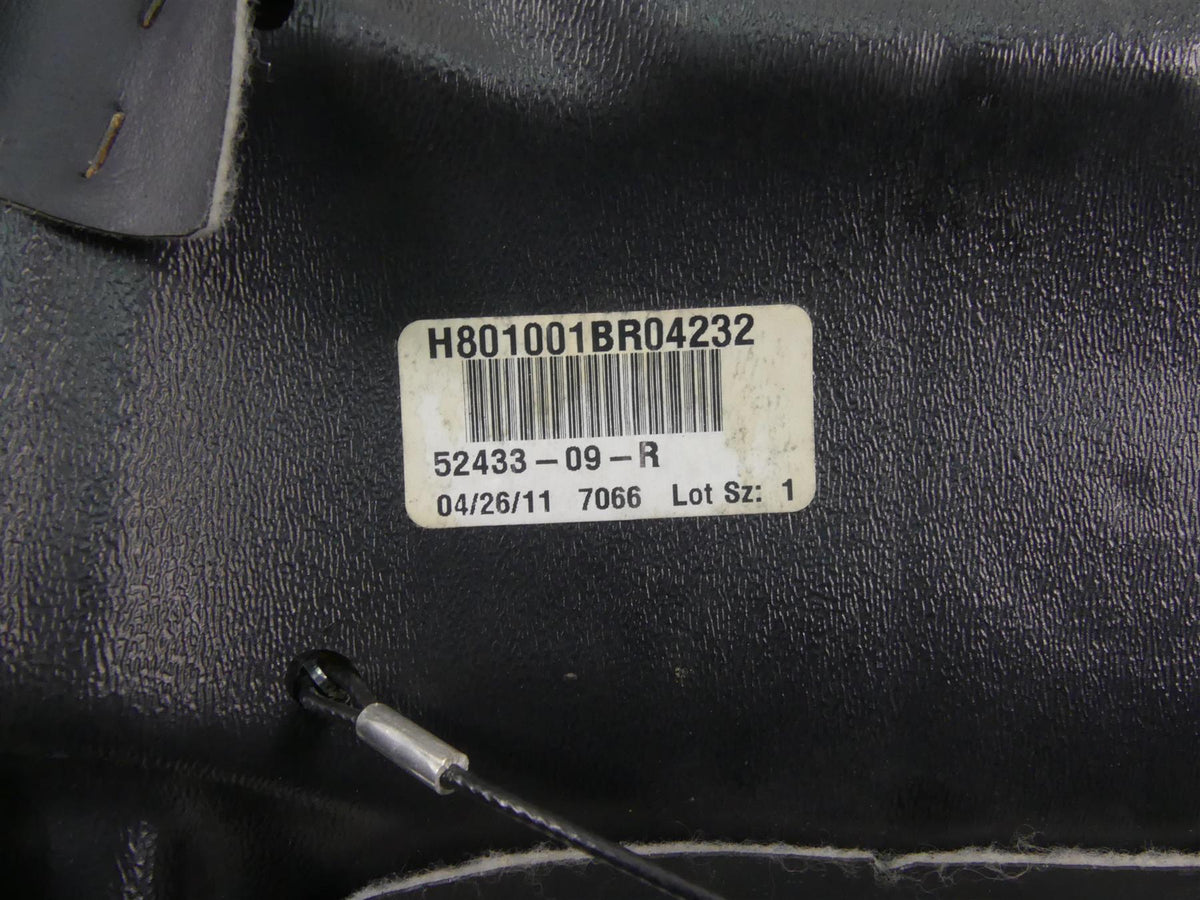 2011 Harley VRSCF Muscle Rod Nice Front Rider Driver Seat Saddle 52433-09 {{ shop.shopifyCountryName }} - Mototech271