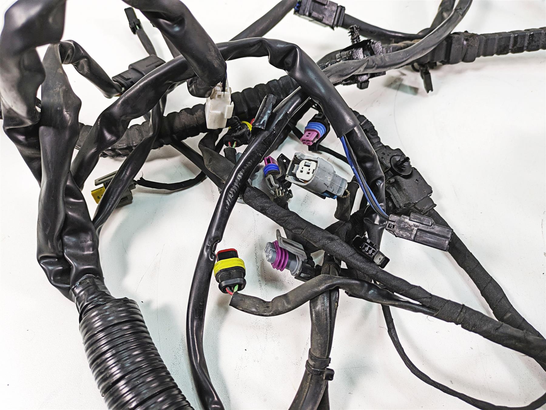 2012 Harley FLD Dyna Switchback Main Wiring Harness Loom Non Abs 69200455 {{ shop.shopifyCountryName }} - Mototech271