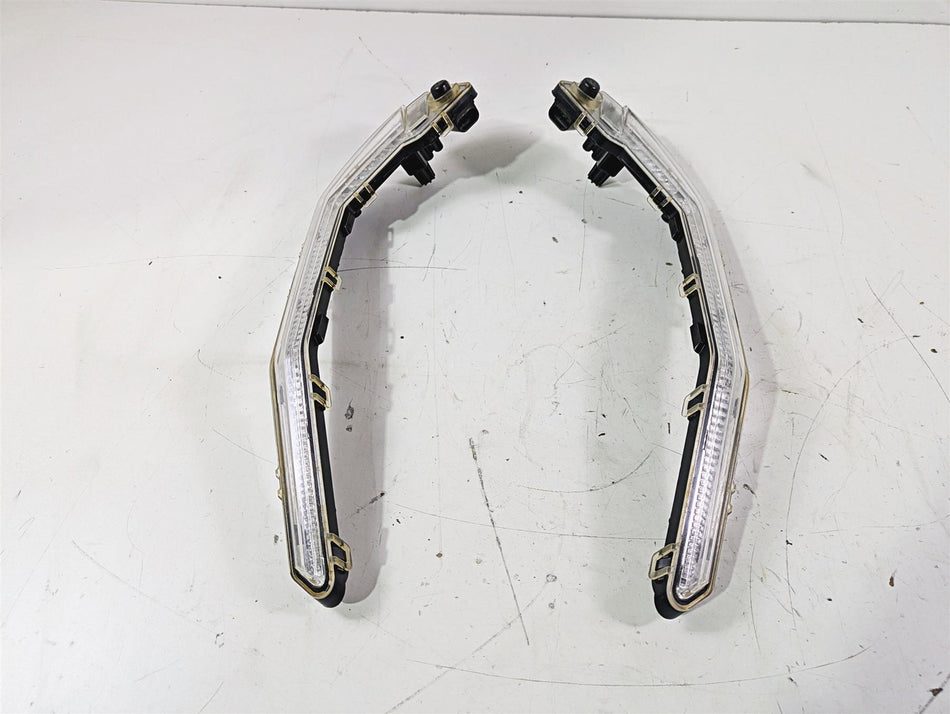 2019 Can Am Maverick X3 XRS Turbo R Front Signature Running Light Set 710004994 {{ shop.shopifyCountryName }} - Mototech271