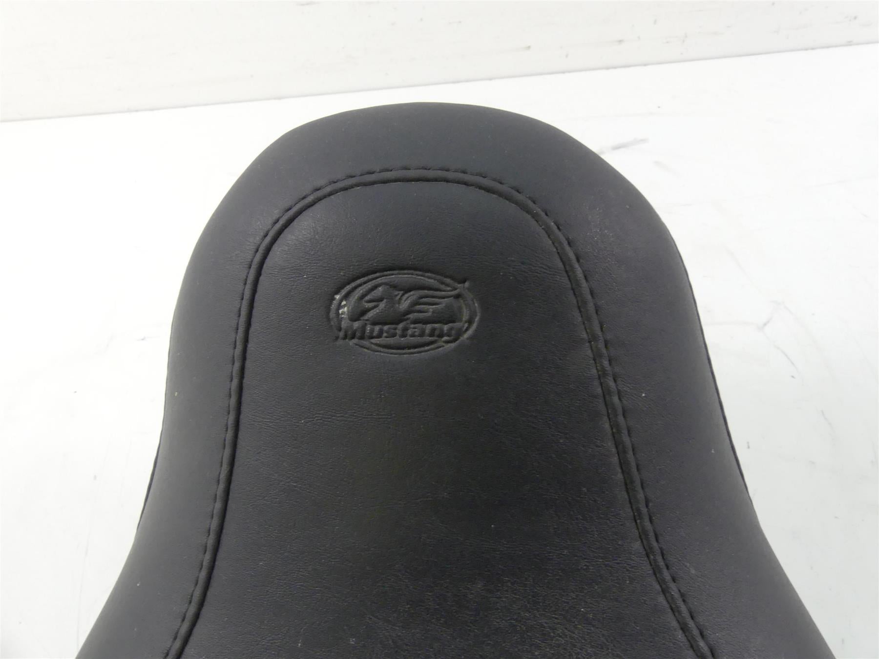 2014 Harley Dyna FXDF Fat Bob Mustang Wide Tripper Front Rear Seat Saddle 76701 {{ shop.shopifyCountryName }} - Mototech271