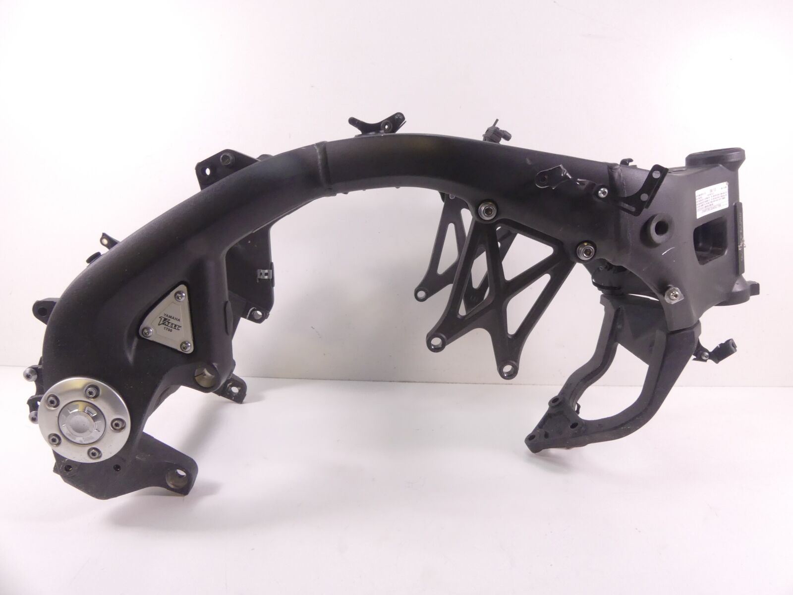 2014 Yamaha VMX17 V-Max 1700 Straight Main Frame Chassis Slvg - Read 2S3-21110-0 {{ shop.shopifyCountryName }} - Mototech271