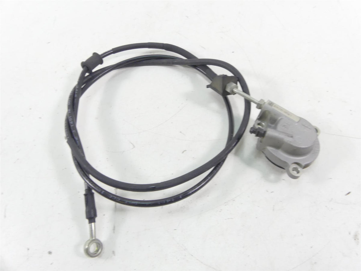 2017 Harley Touring FLHTKL Electra Glide Slave Cylinder Clutch Line 37200131 {{ shop.shopifyCountryName }} - Mototech271
