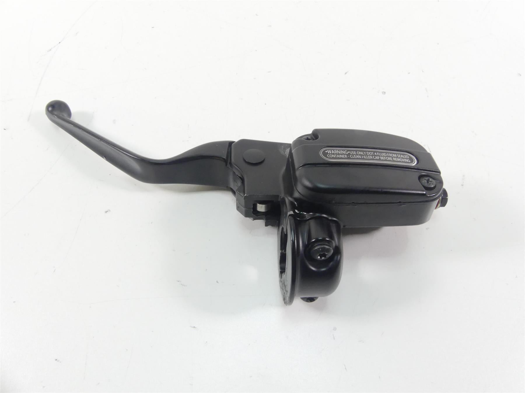 2011 Harley VRSCF Muscle Rod Clutch Master Cylinder + Lever 11/16
