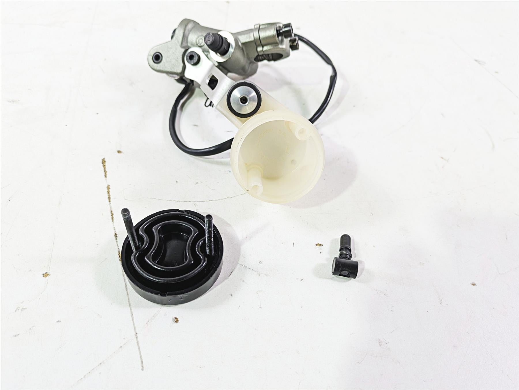 2008 Ducati SBK 1098 S Brembo Front Radial Brake Master Cylinder 62440461A {{ shop.shopifyCountryName }} - Mototech271