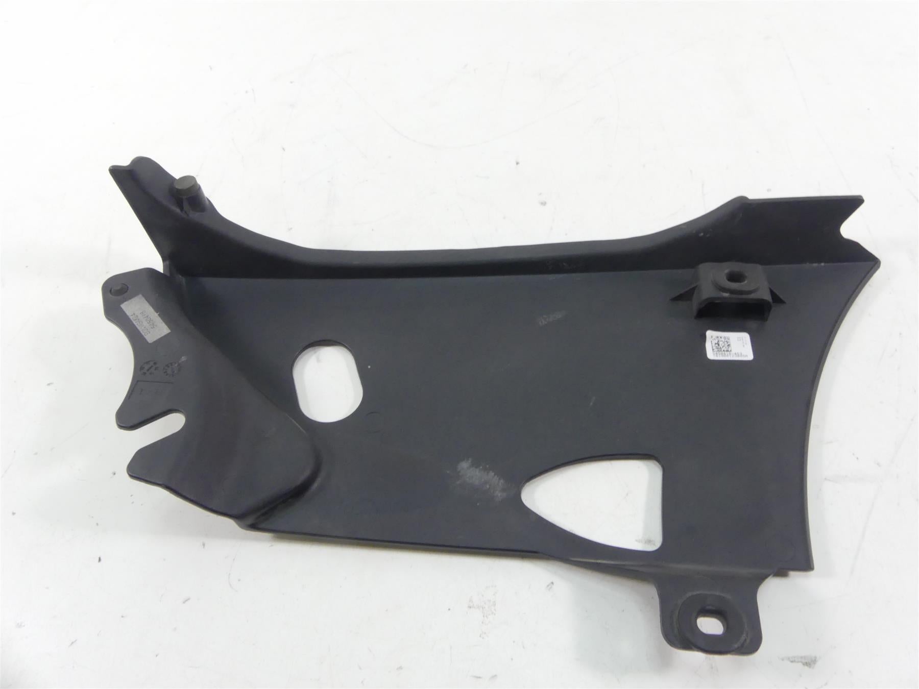 2016 Indian Chief Dark Horse Lower Right Side Cover Fairing 5450418 {{ shop.shopifyCountryName }} - Mototech271