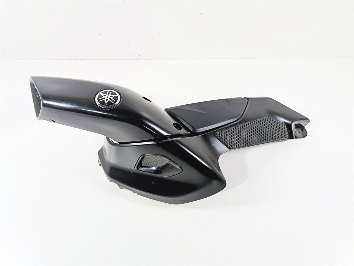 2023 Yamaha MT10 MTN1000 Right Side Upper Tank Cover Fairing B5Y-2137W-00 {{ shop.shopifyCountryName }} - Mototech271