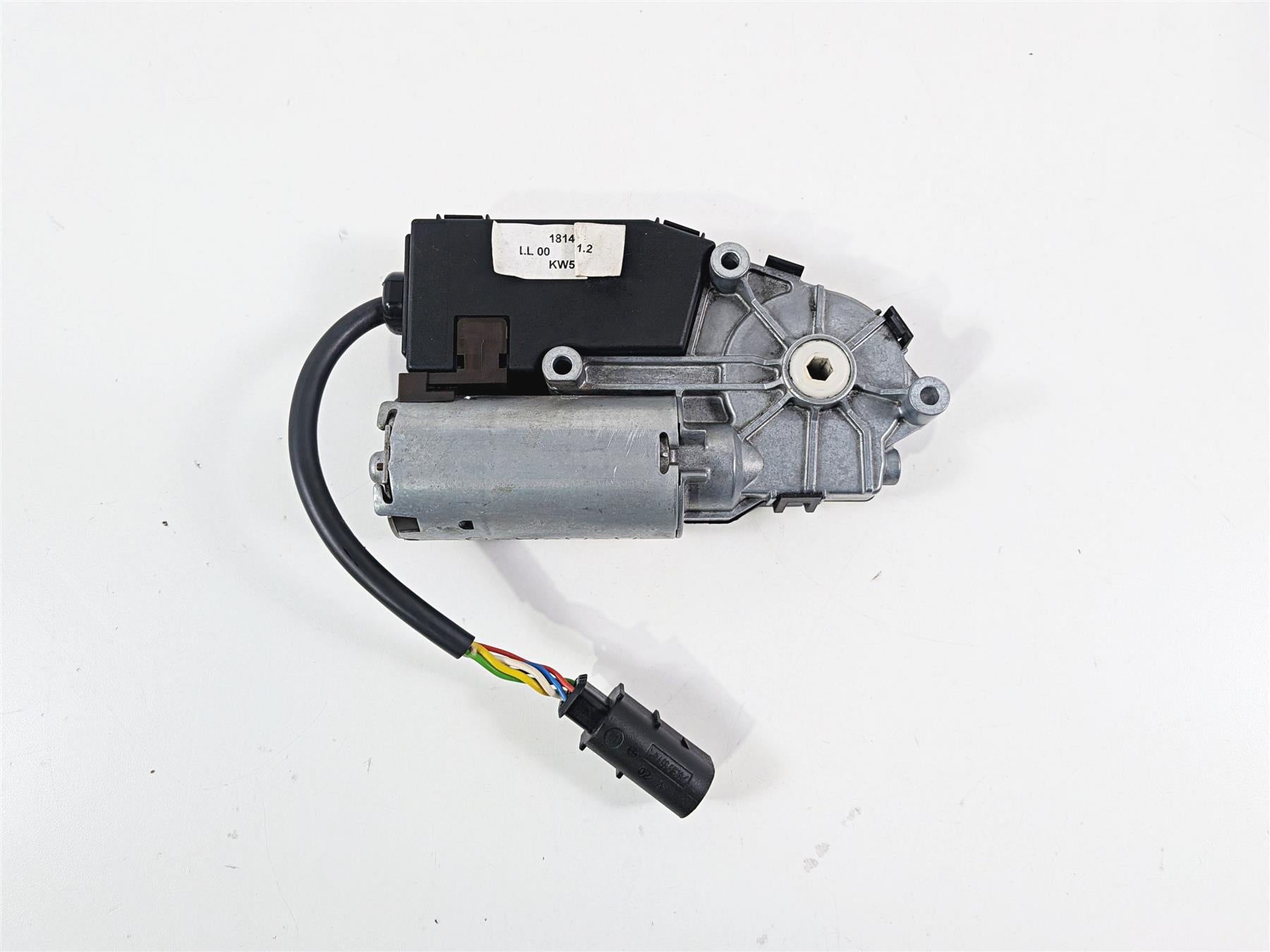 2016 BMW R1200RT RT RTW K52 Windshield Adjuster & Motor 46637728676 {{ shop.shopifyCountryName }} - Mototech271