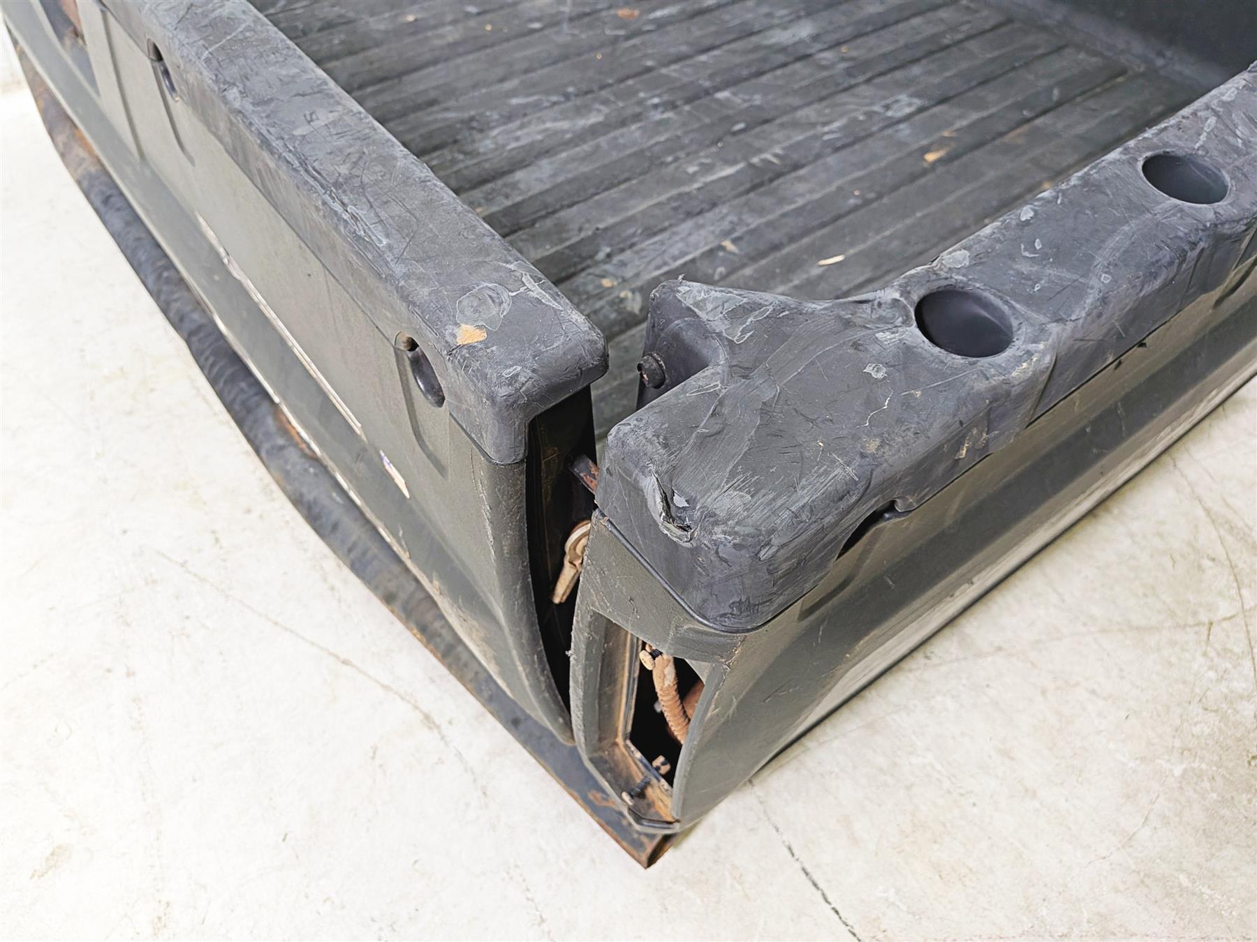 2012 Polaris Ranger 800 XP Rear Bed & Bumper Cargo Tail Gate Box 5438359 {{ shop.shopifyCountryName }} - Mototech271