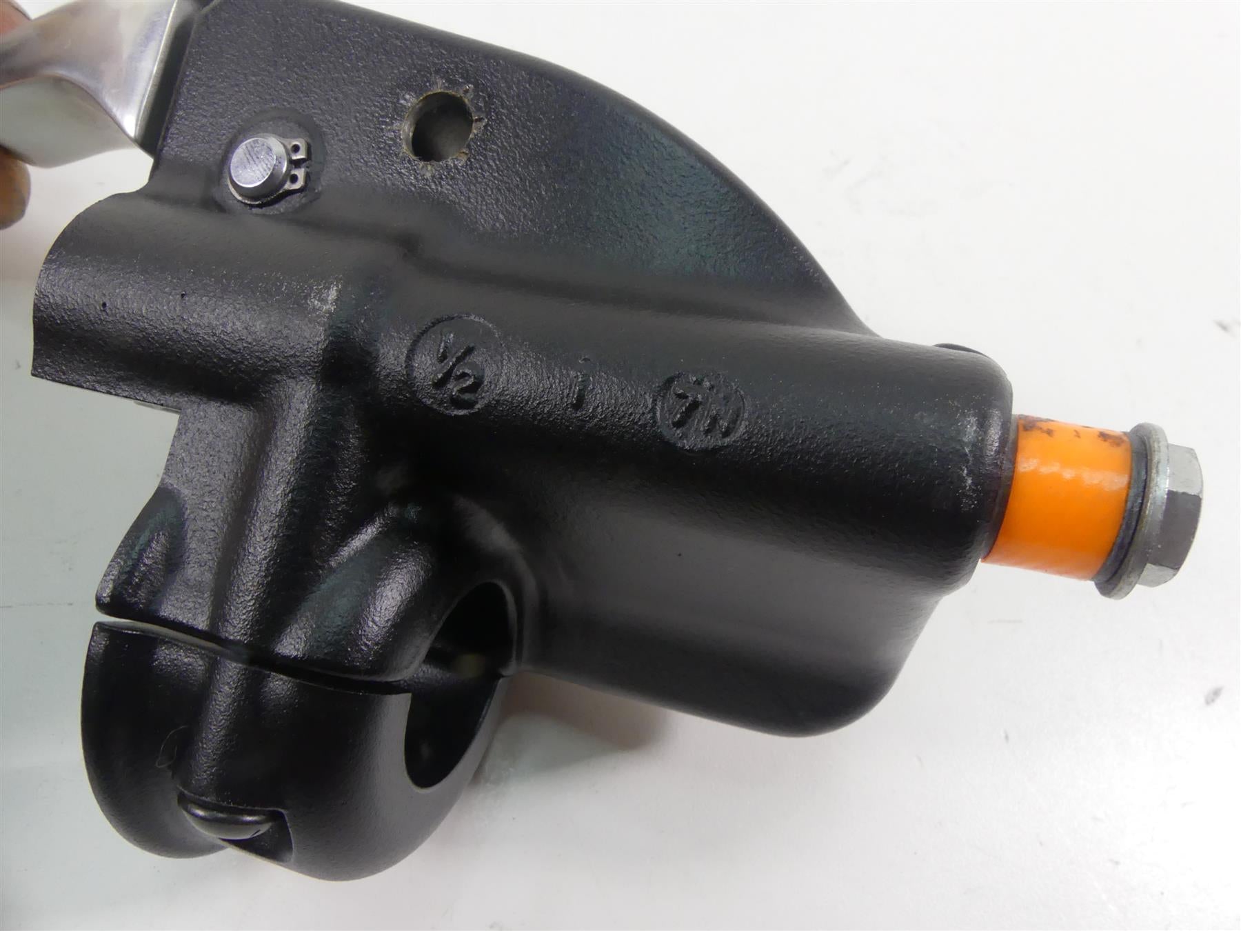 2019 Harley FLHC Softail Heritage Front Brake Master Cylinder 1/2" 41700233 {{ shop.shopifyCountryName }} - Mototech271