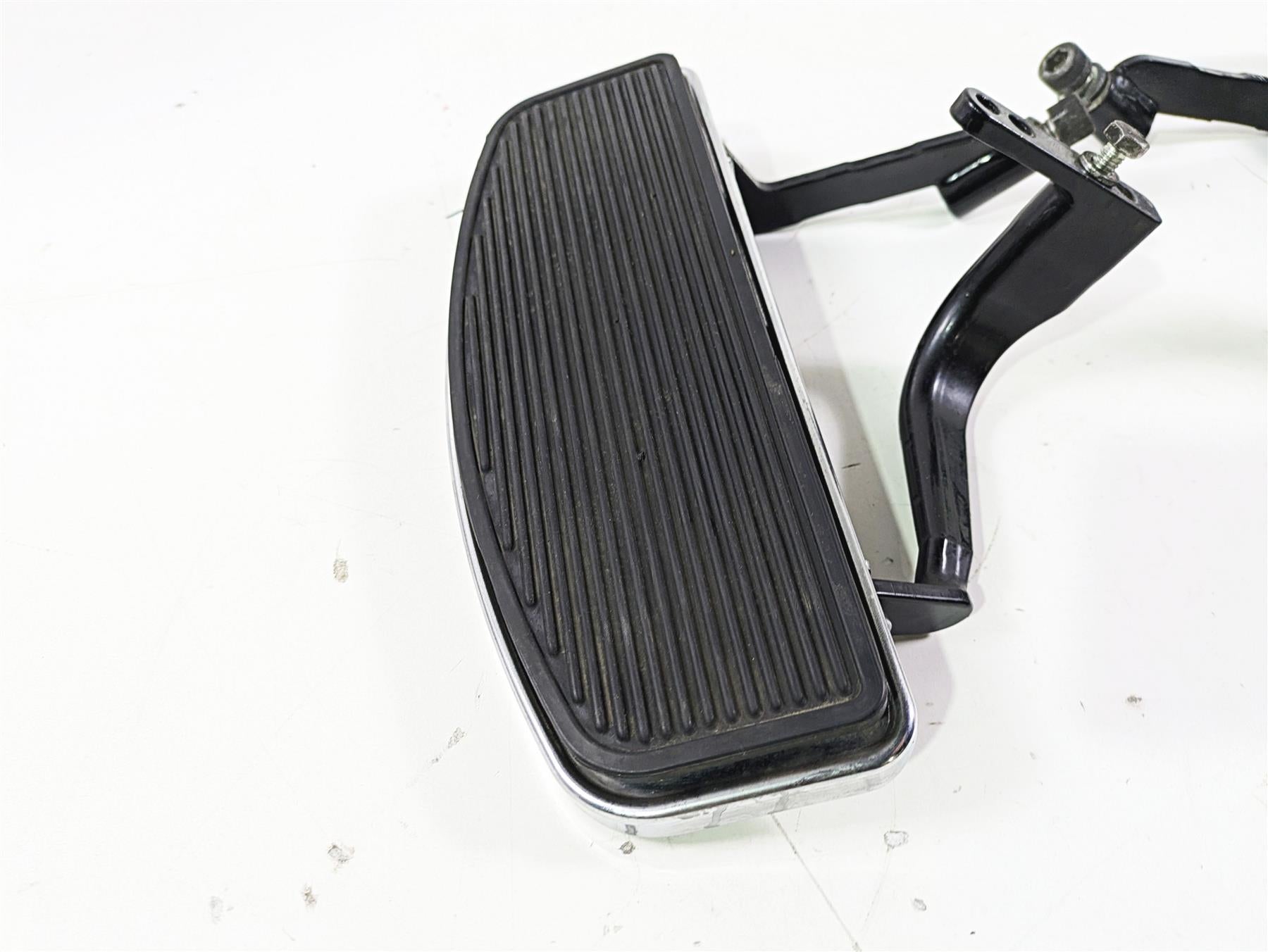 2008 Harley Touring FLHTP Electra Glide Front Foot Floor Board Set 50621-06A {{ shop.shopifyCountryName }} - Mototech271