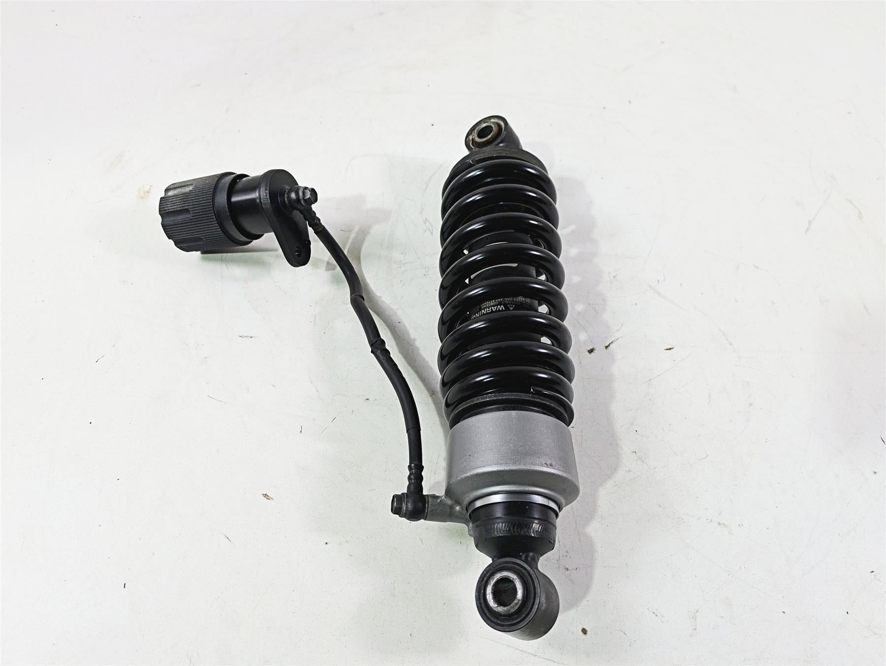 2018 Harley FXBR Softail Breakout Straight Adjustable Rear Shock Damper 54000112 {{ shop.shopifyCountryName }} - Mototech271