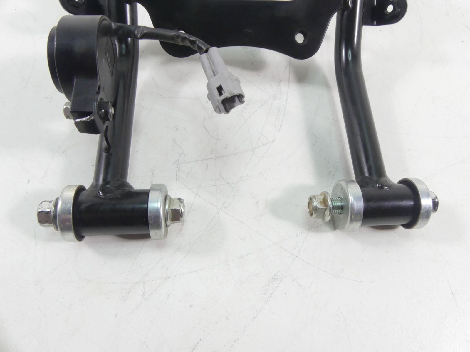 2018 Yamaha YXZ1000 R EPS Steering Wheel Mount Damper Set 2HC-F3838-02-00 {{ shop.shopifyCountryName }} - Mototech271