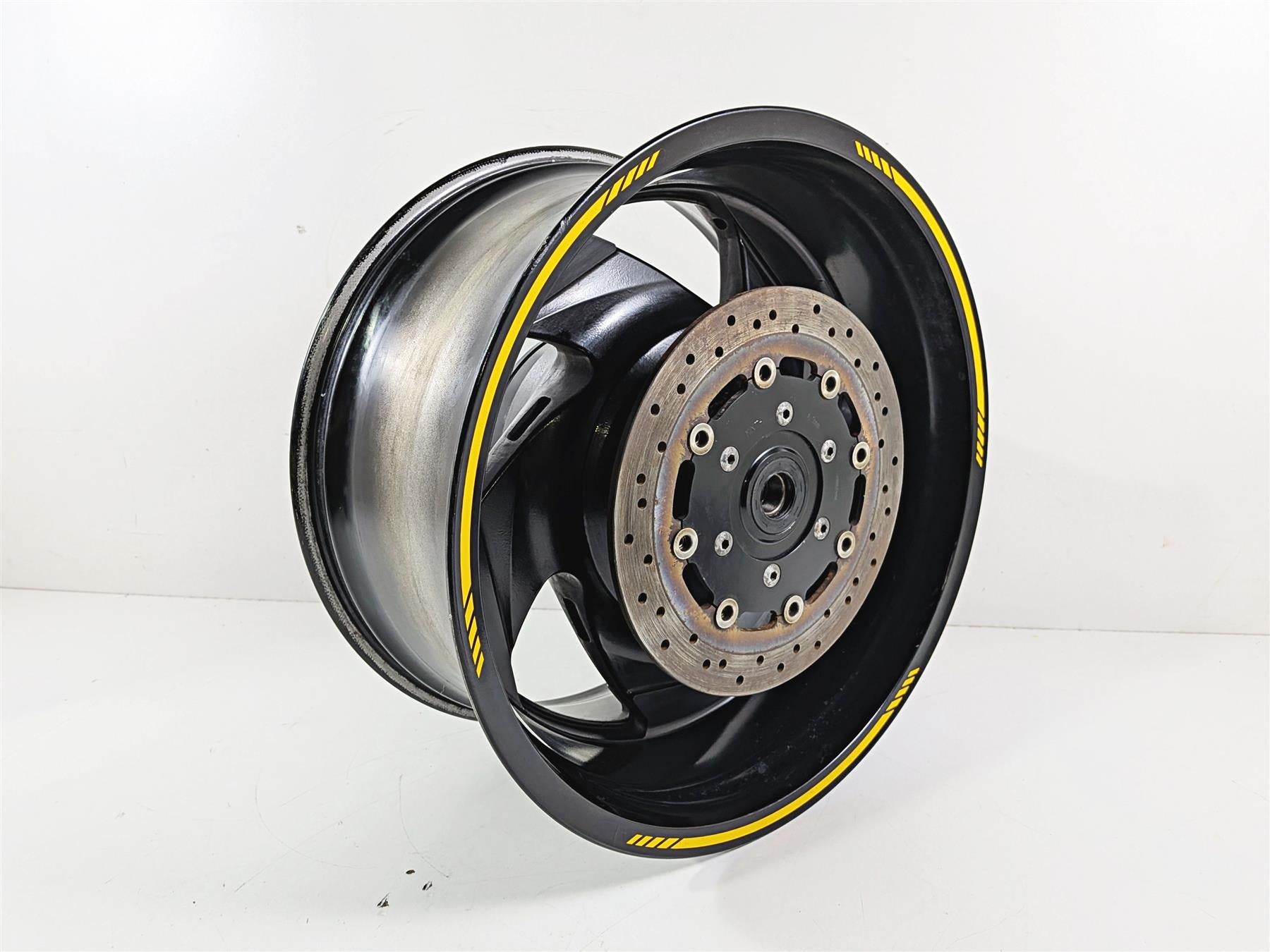 2014 Suzuki M109R VZR1800 Boulevard Straight 18x8.5 Rear Wheel 64100-48820-019 {{ shop.shopifyCountryName }} - Mototech271
