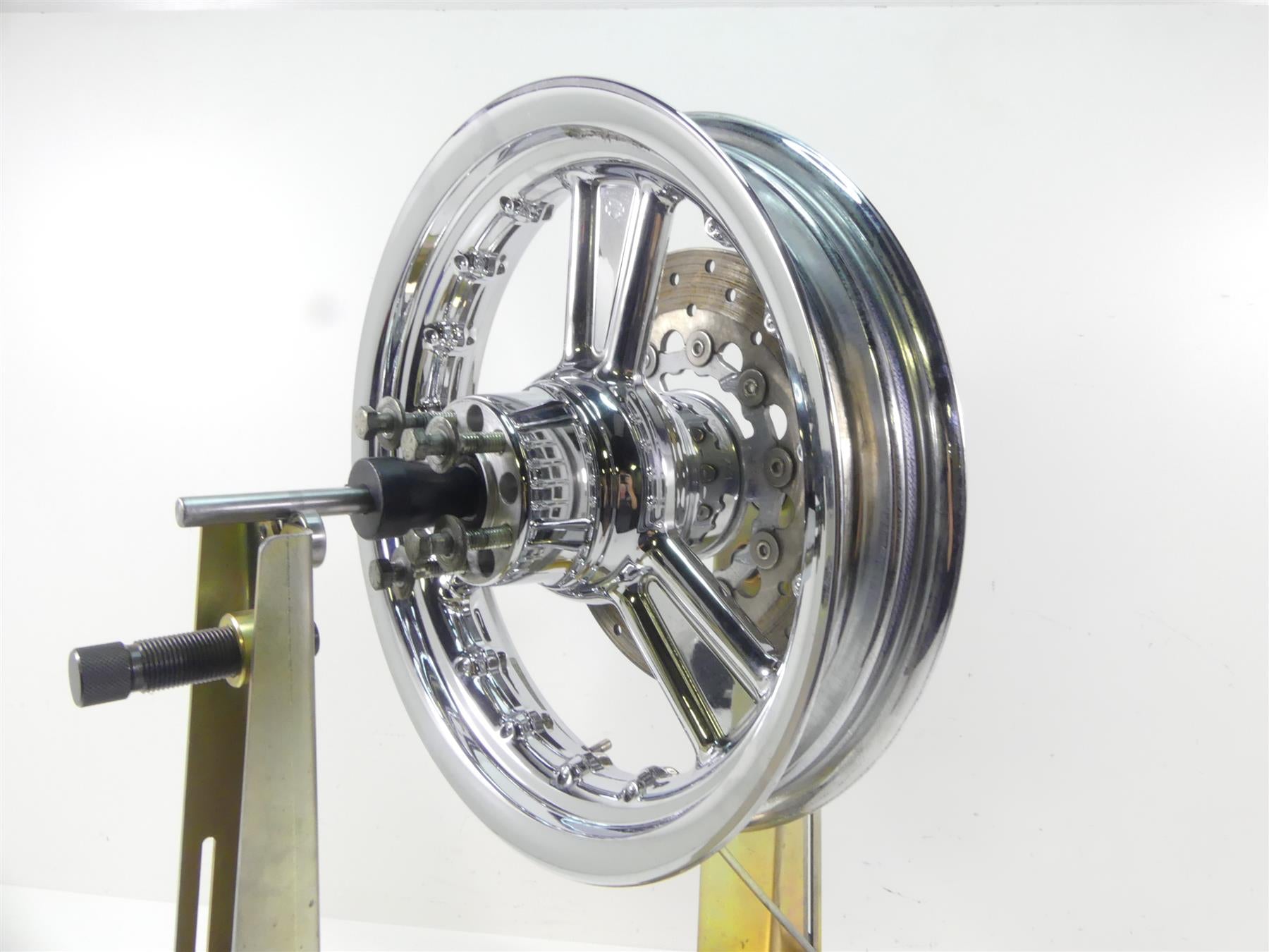 2004 Harley FLHTC SE CVO Electra Glide Rear Wheel Rim 16x3 43482-04 {{ shop.shopifyCountryName }} - Mototech271