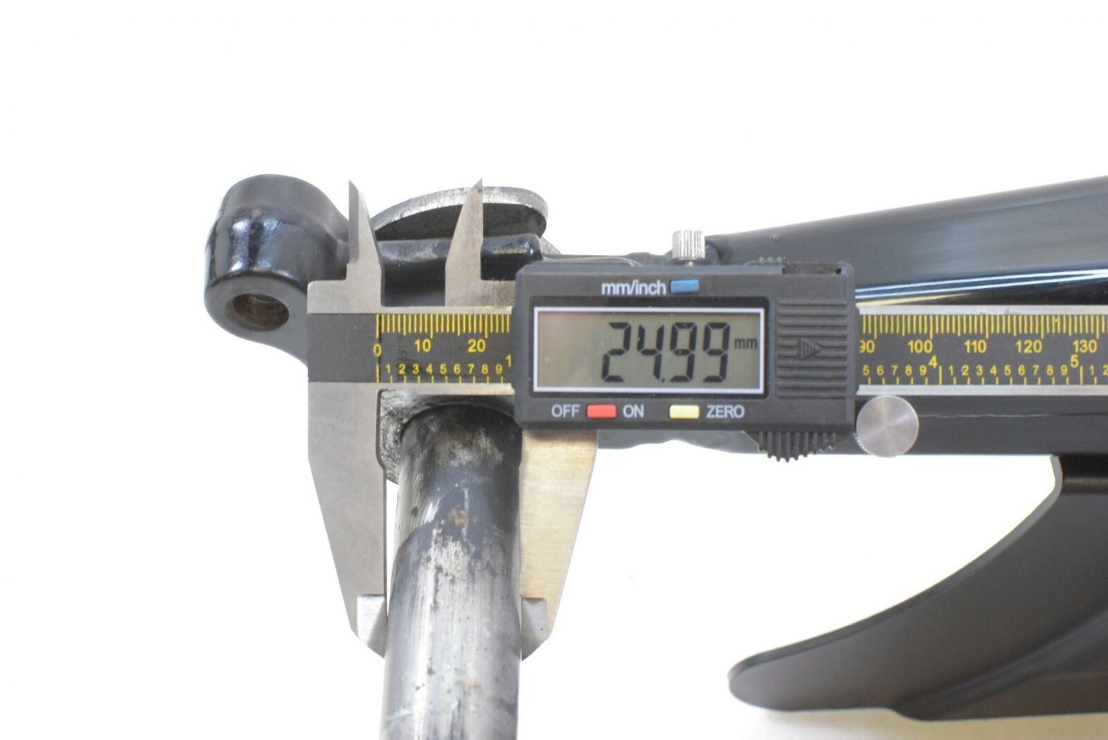 2012 Harley Touring FLHX Street Glide Swingarm Rear Swing Arm Fork 47549-09A {{ shop.shopifyCountryName }} - Mototech271
