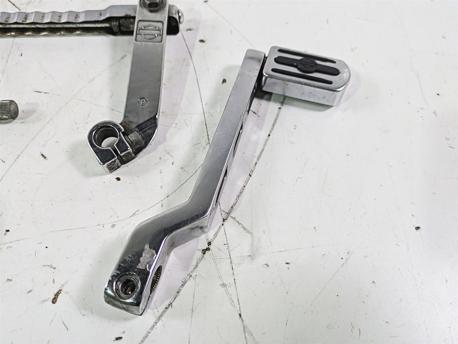 2003 Harley Touring FLHTCUI E-Glide 100th Billet Shift Lever & Links 33600001 {{ shop.shopifyCountryName }} - Mototech271