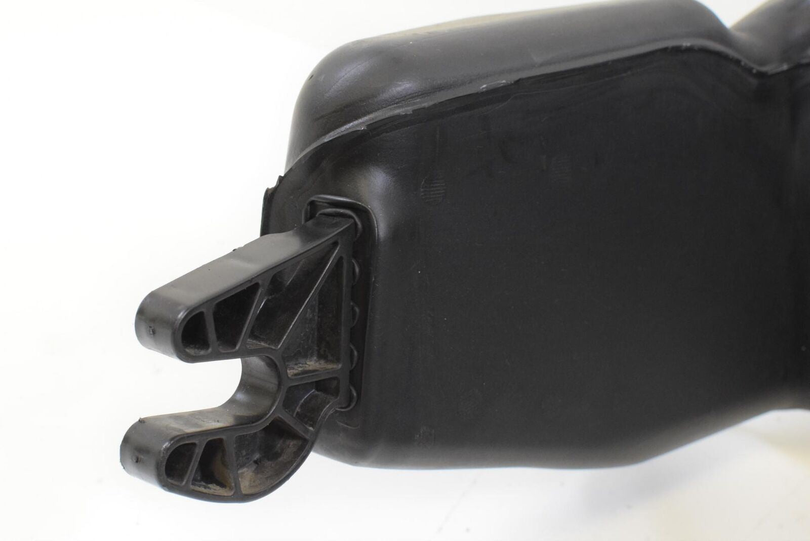 09 BMW R1200RT R1200 RT K26 Fuel Gas Petrol Tank Reservoir 16117699596 {{ shop.shopifyCountryName }} - Mototech271