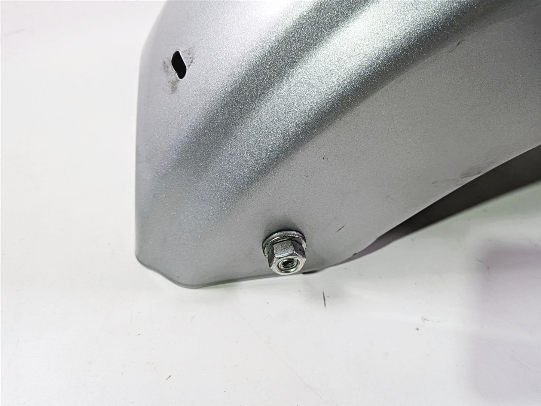 2010 Harley Touring FLHX Street Glide Rear Fender Silver 60575-10A {{ shop.shopifyCountryName }} - Mototech271