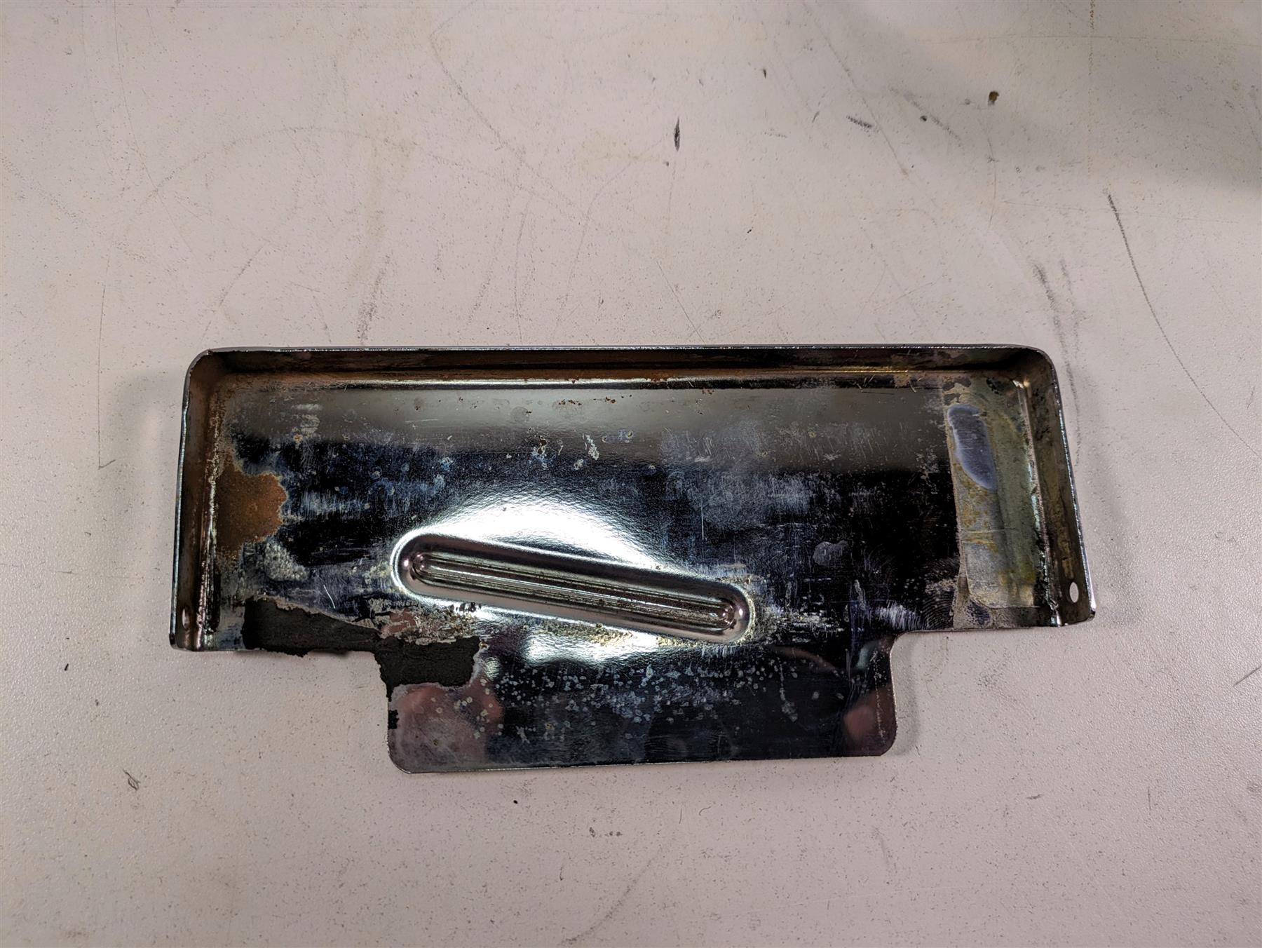 2000 Harley Dyna FXDL Low Rider Battery Box Tray & Chrome Cover 66375-97 {{ shop.shopifyCountryName }} - Mototech271
