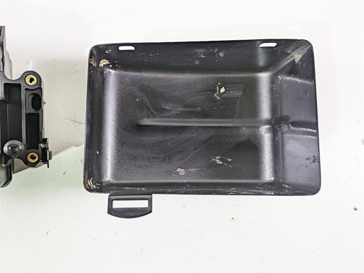 2015 Harley FXDF Dyna Fat Bob Electric Tray & Black Cover 70367-12 66361-12 {{ shop.shopifyCountryName }} - Mototech271