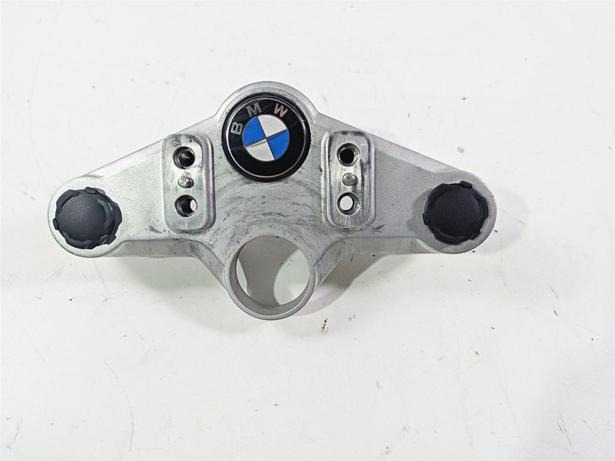 2010 BMW R1200GS K25 Upper Triple Tree Steering Clamp 31427718170 {{ shop.shopifyCountryName }} - Mototech271
